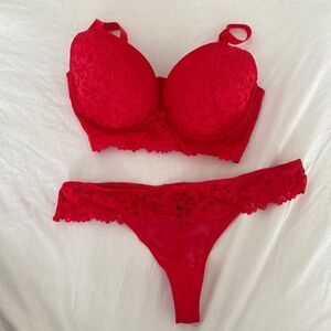 New look red lingerie set